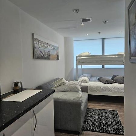 Small Studio For Group Of 5 In Delta Croydon Dpf3 外观 照片